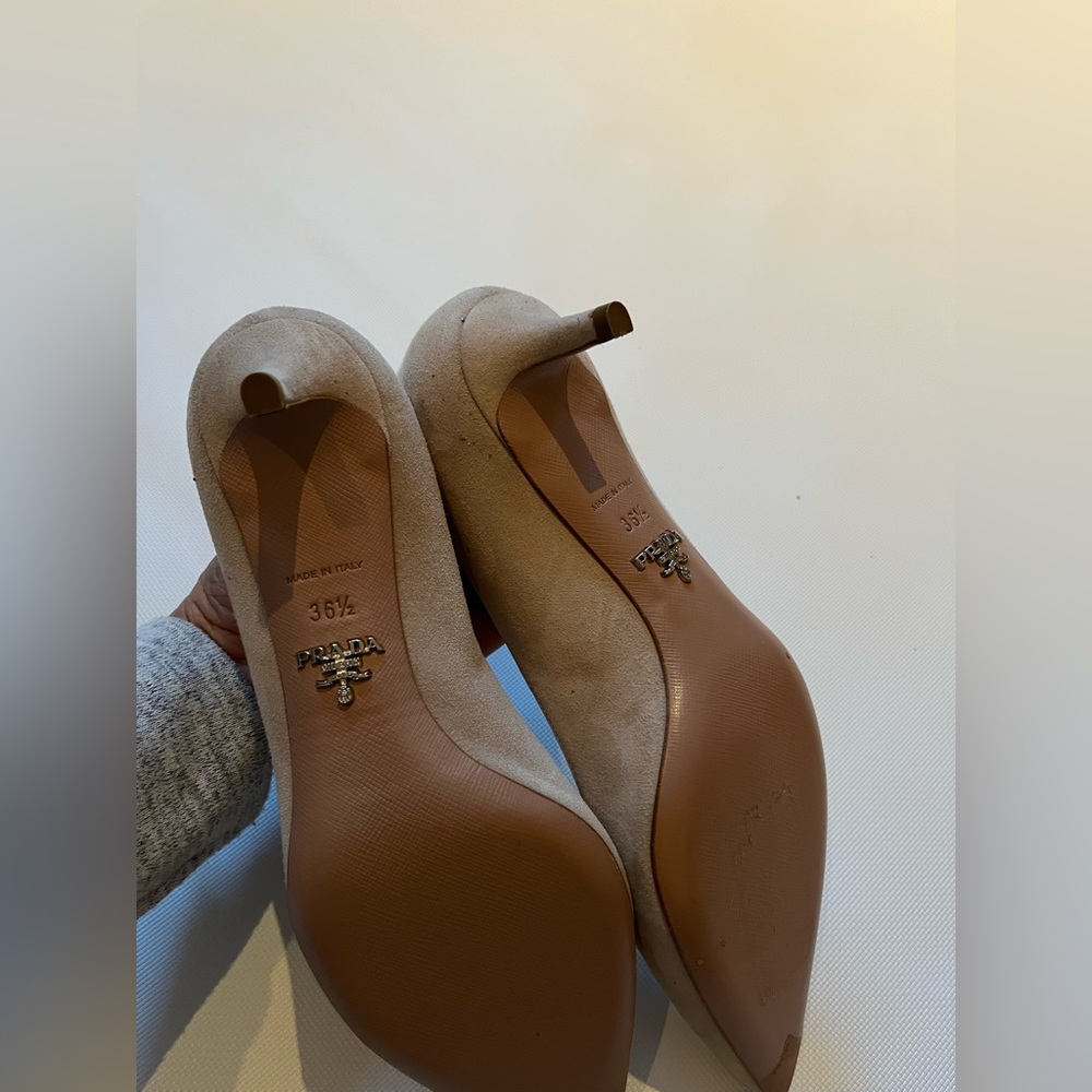 Suede authentic PRADA, size 6.50
